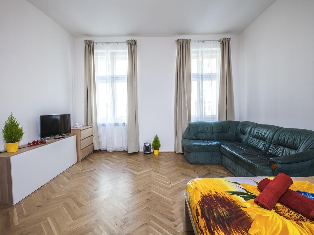 Beautiful Central Apartment Thámova Praga Exterior foto